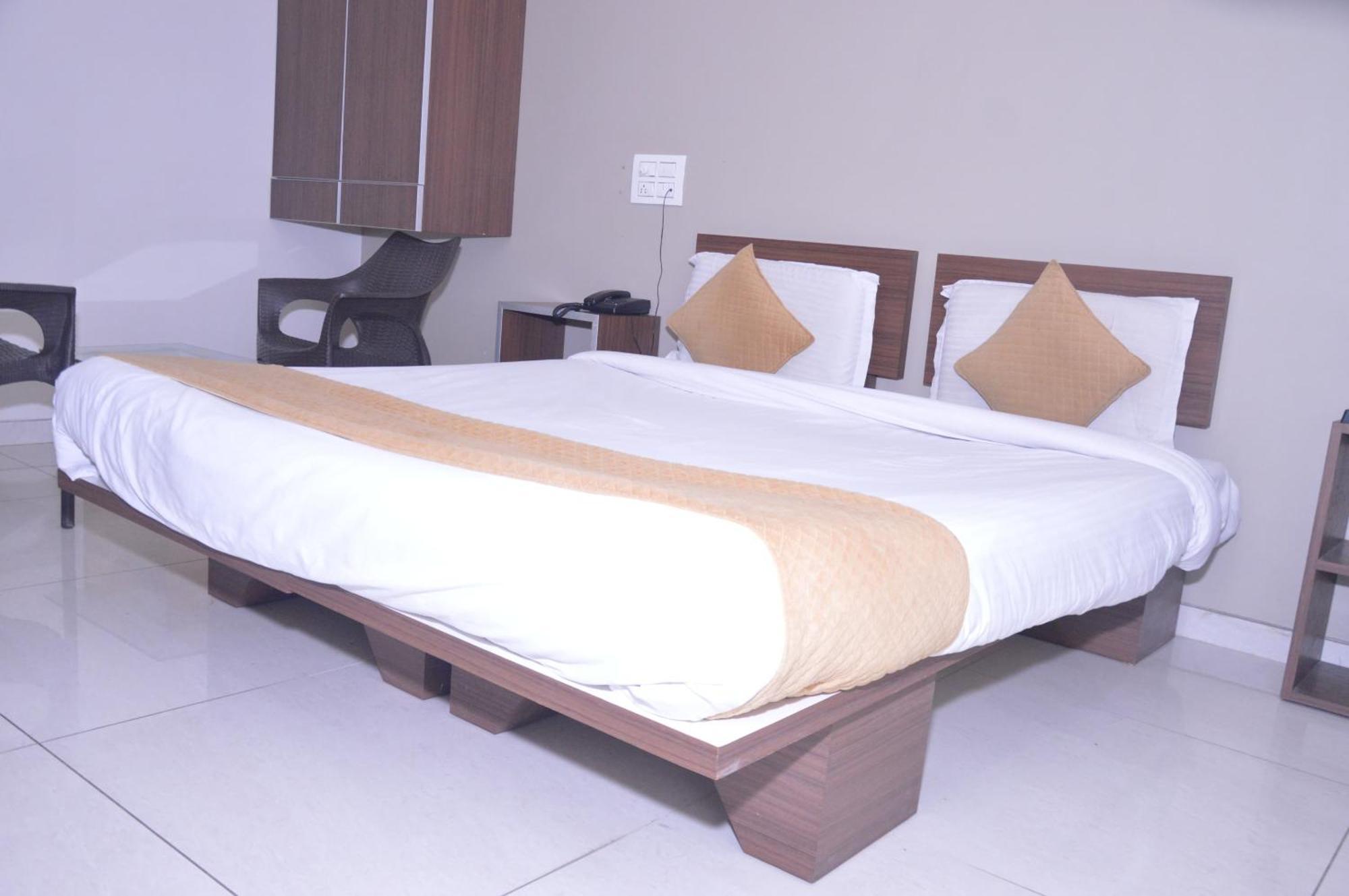 Hotel Indrani Chittorgarh Dış mekan fotoğraf